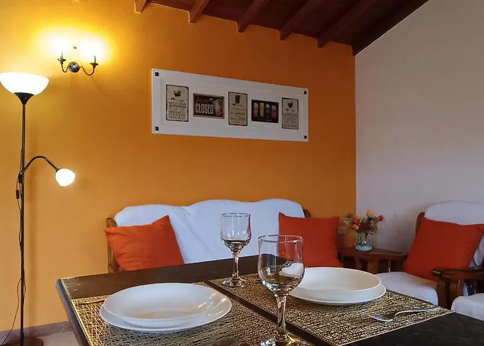 Casa Tinajas 2 بيت للعطل Triquivijate