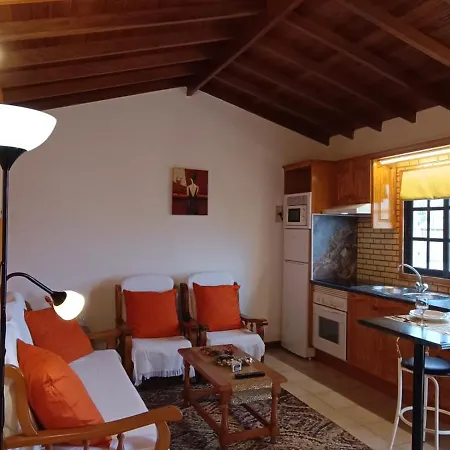 Home2Book Las Tinajas A, Peaceful Retreat * Triquivijate