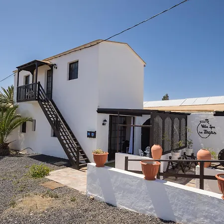 Home2book Tinajas A, Peaceful Retreat 度假居 Triquivijate
