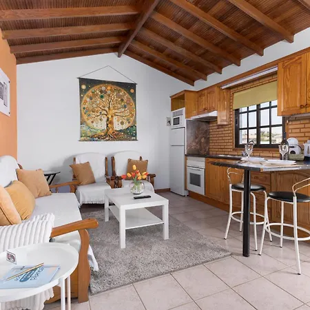 Home2book Tinajas A, Peaceful Retreat 度假居 *