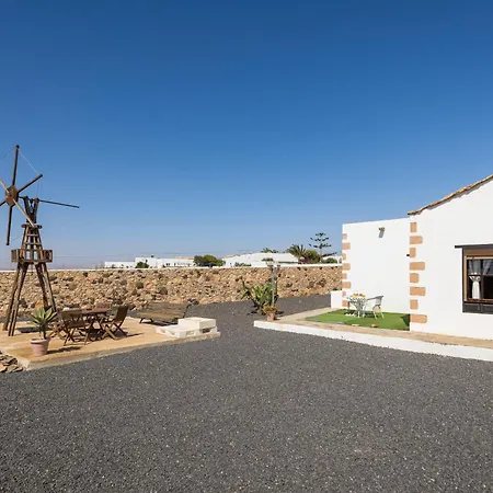 Home2book Tinajas A, Peaceful Retreat 度假居